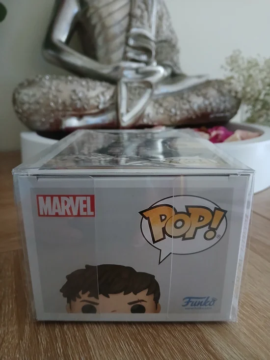 🔥NIB Funko Pop MARVEL Spider-Man NO WAY HOME #1169 & FREE PROTECTOR - Picture 8 of 12